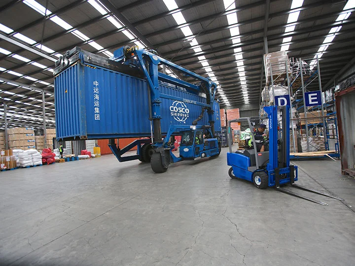 Less than Container Load (LCL)
